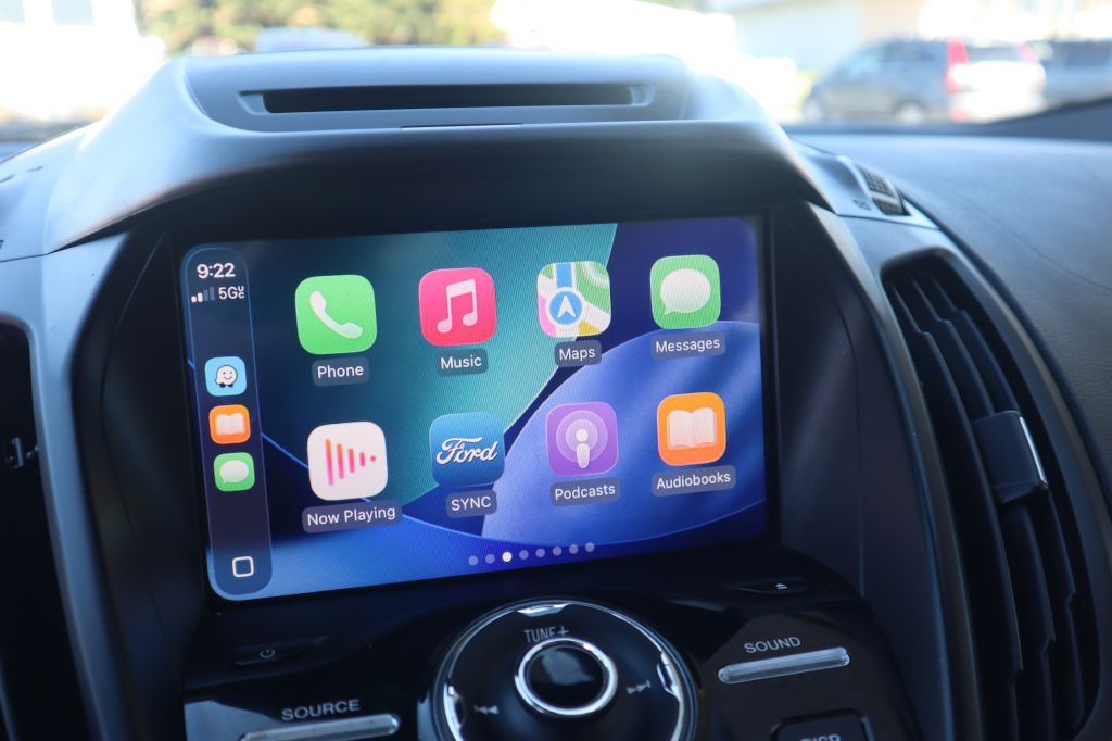2017 Ford Escape Image 60