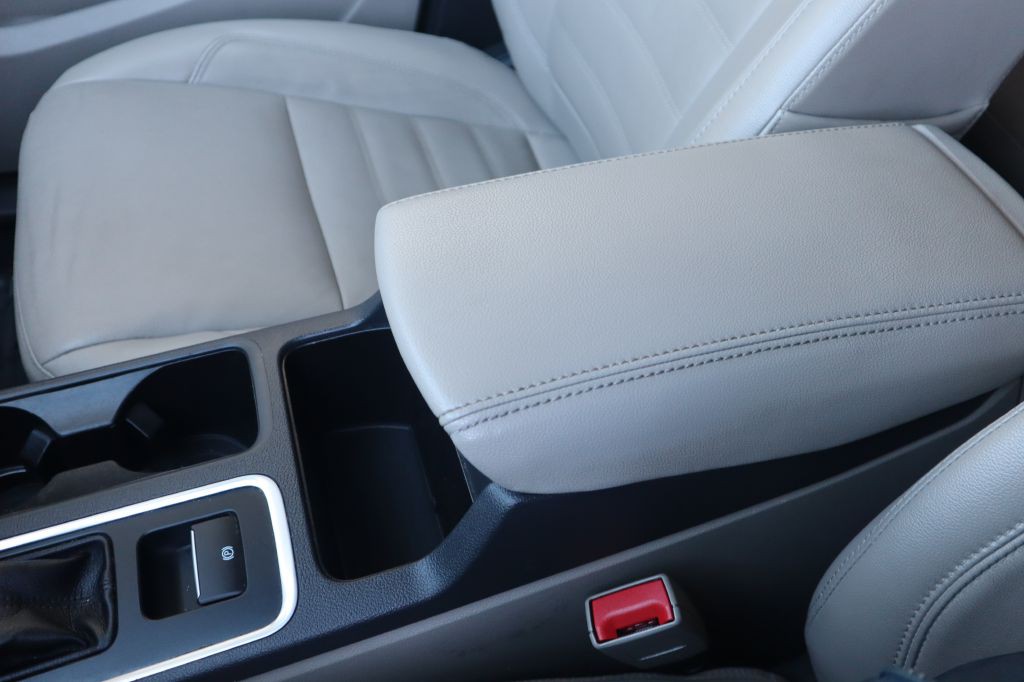 2017 Ford Escape Image 68