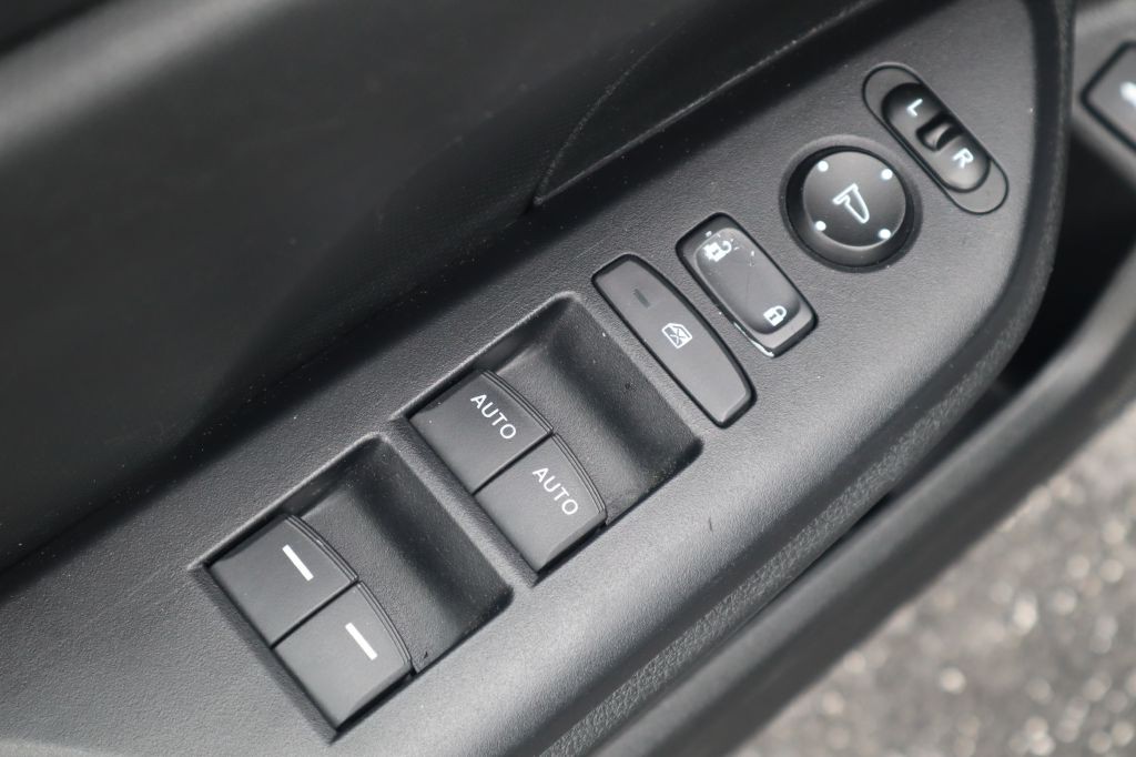 2019 Honda Civic Image 43