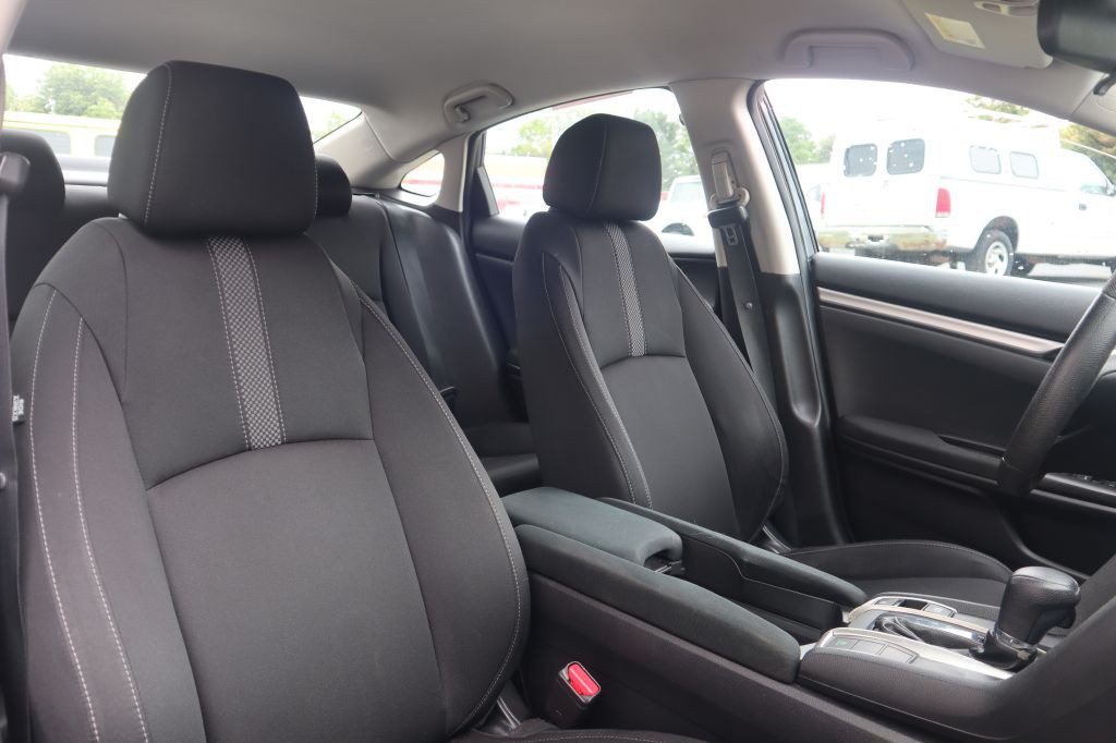 2019 Honda Civic Image 31