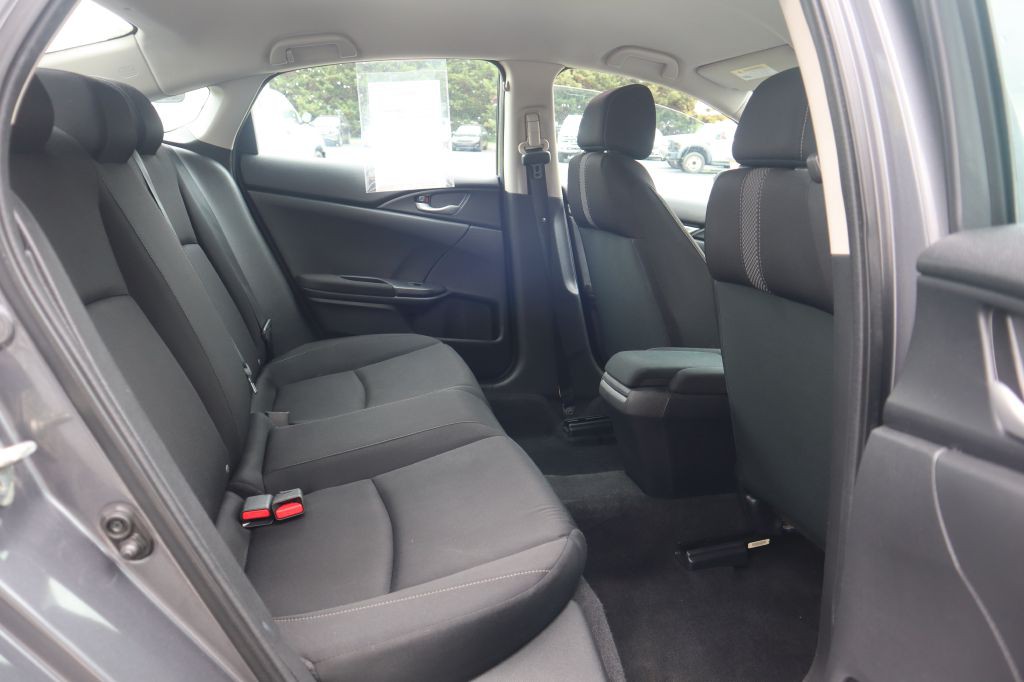 2019 Honda Civic Image 32