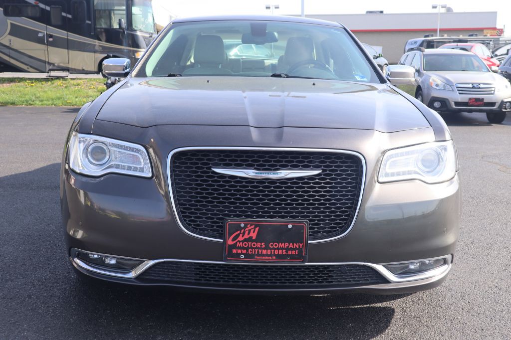 2015 Chrysler 300 Image 20