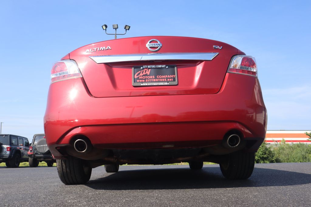 2015 Nissan Altima Image 8