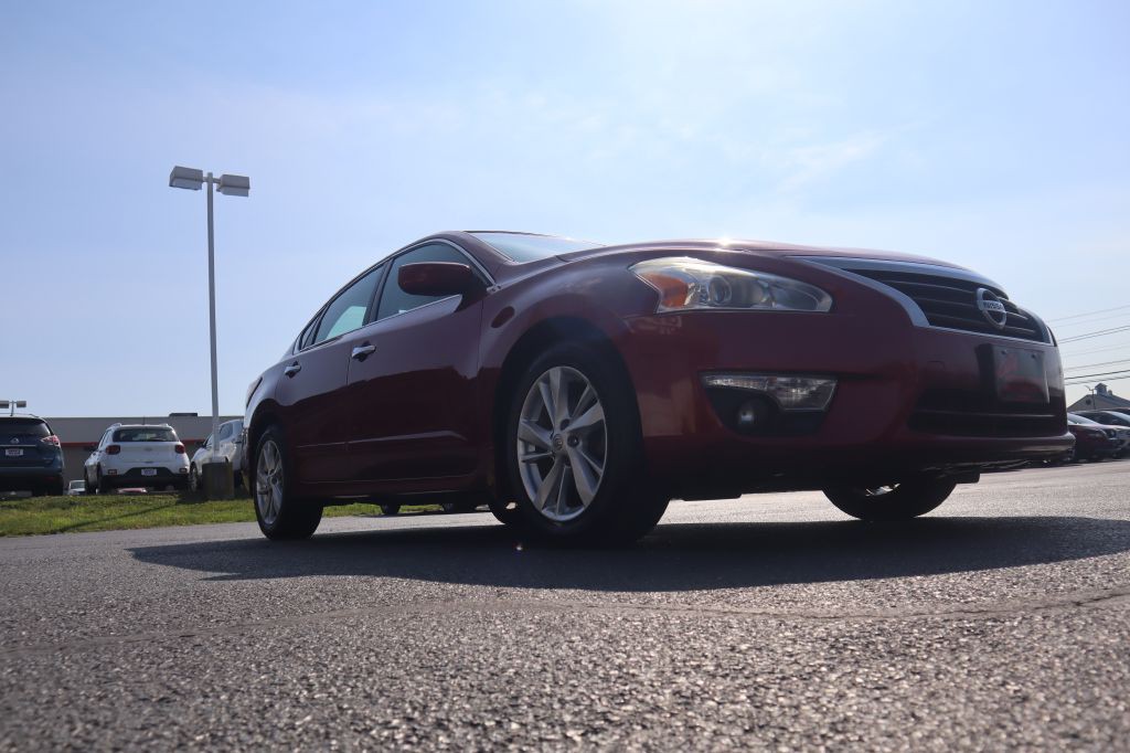 2015 Nissan Altima Image 15