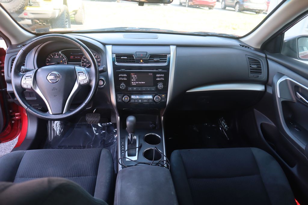 2015 Nissan Altima Image 44