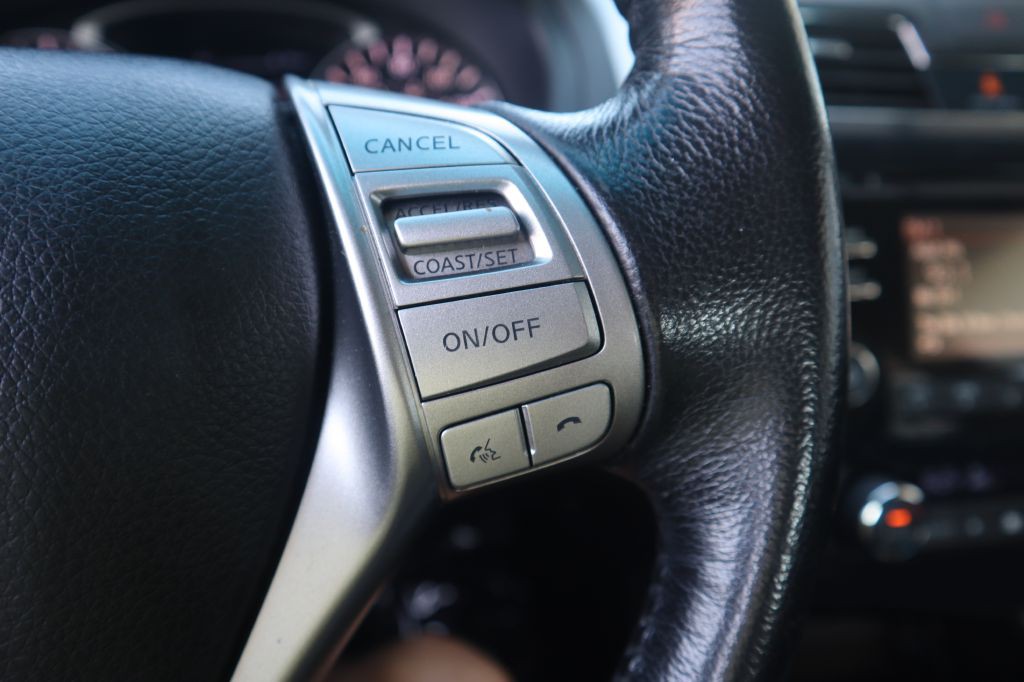 2015 Nissan Altima Image 49