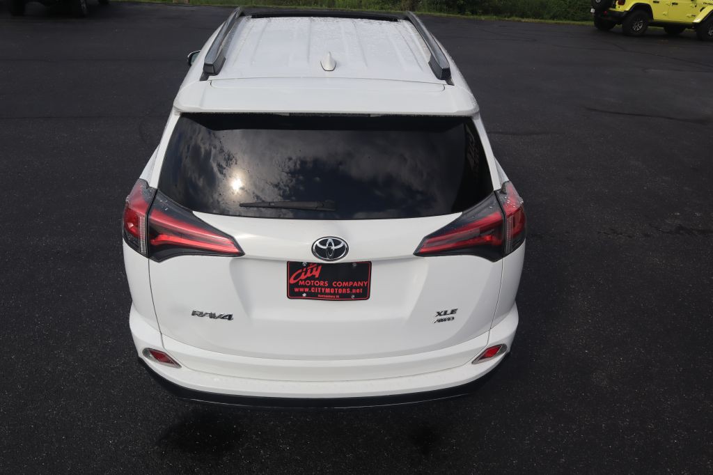 2017 Toyota Rav4 Image 7