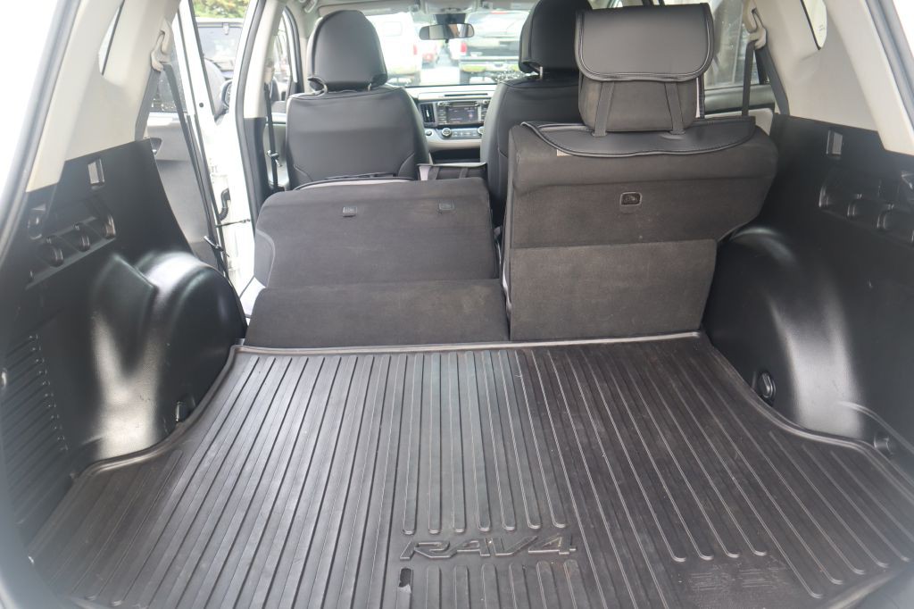 2017 Toyota Rav4 Image 37