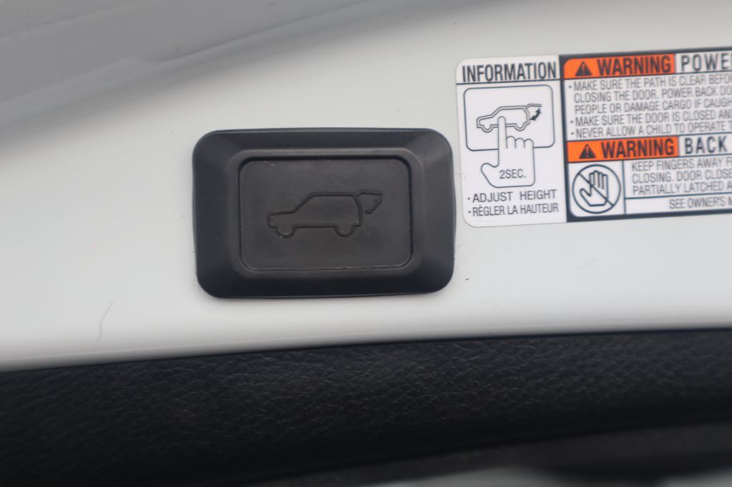 2017 Toyota Rav4 Image 41