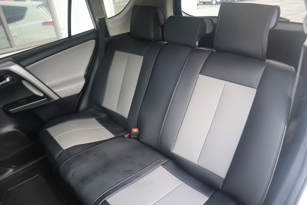 2017 Toyota Rav4 Image 43