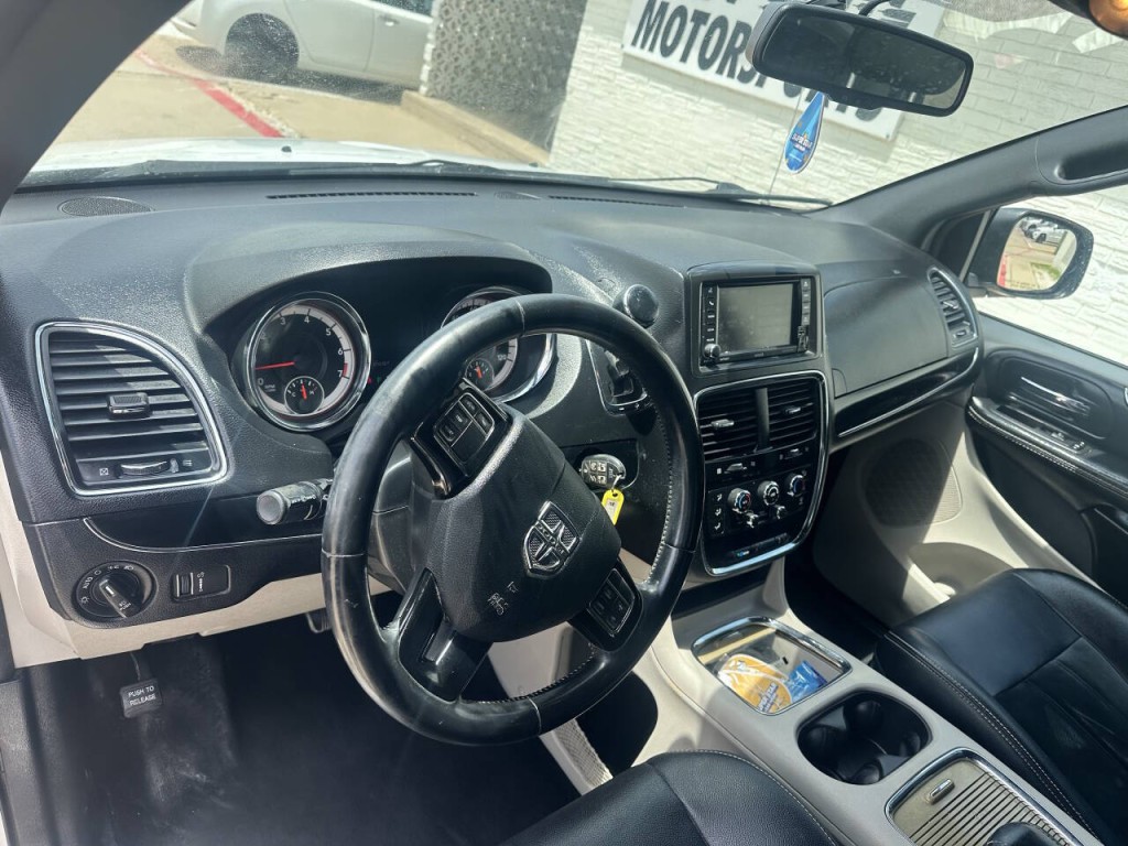 2017 Dodge Grand Caravan Image 13