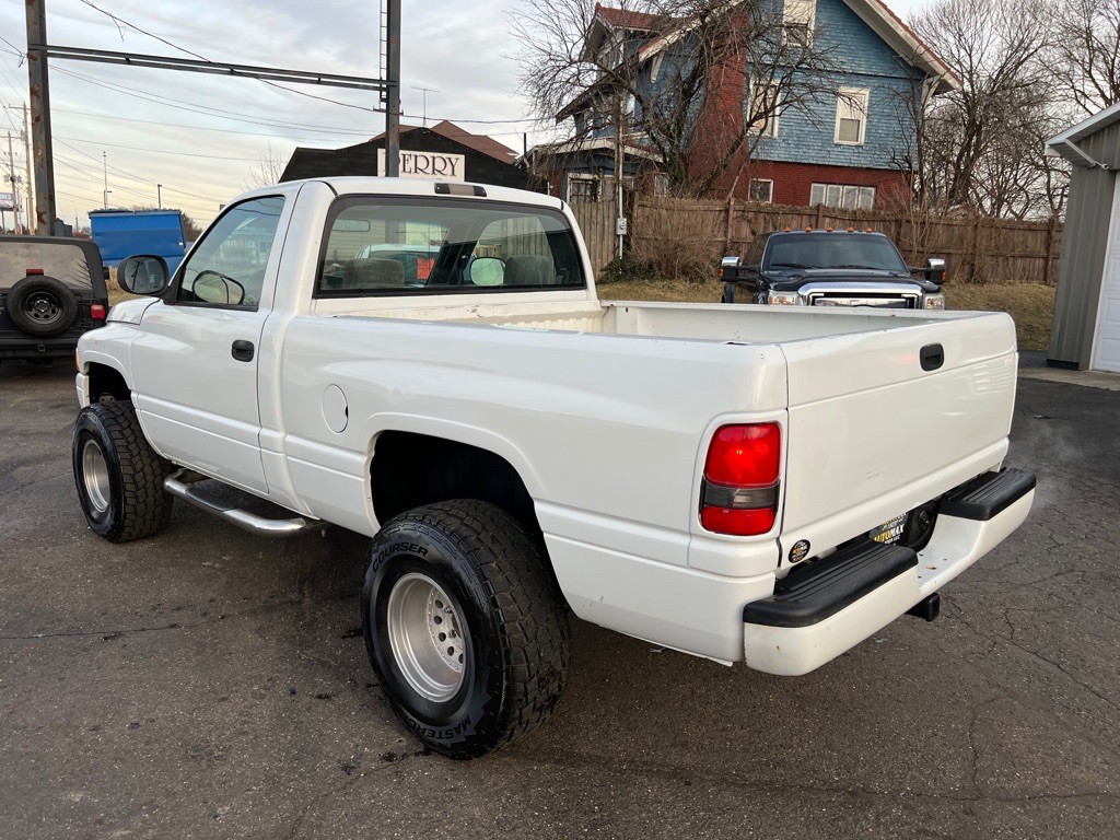 1999 Dodge Ram 1500 Image 4