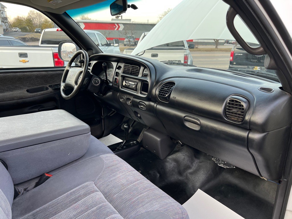 1999 Dodge Ram 1500 Image 13