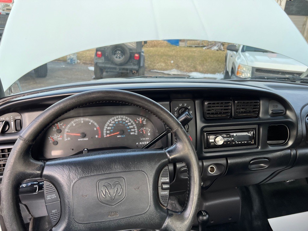 1999 Dodge Ram 1500 Image 16