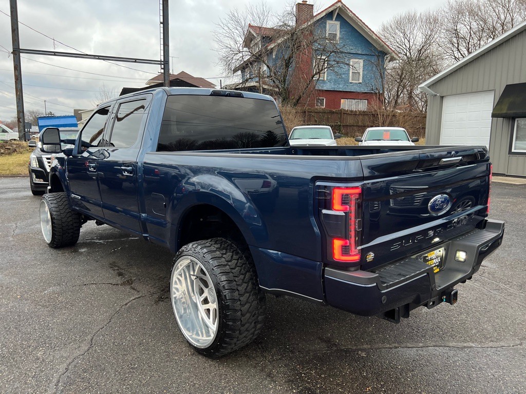 2017 Ford F-250 Image 3