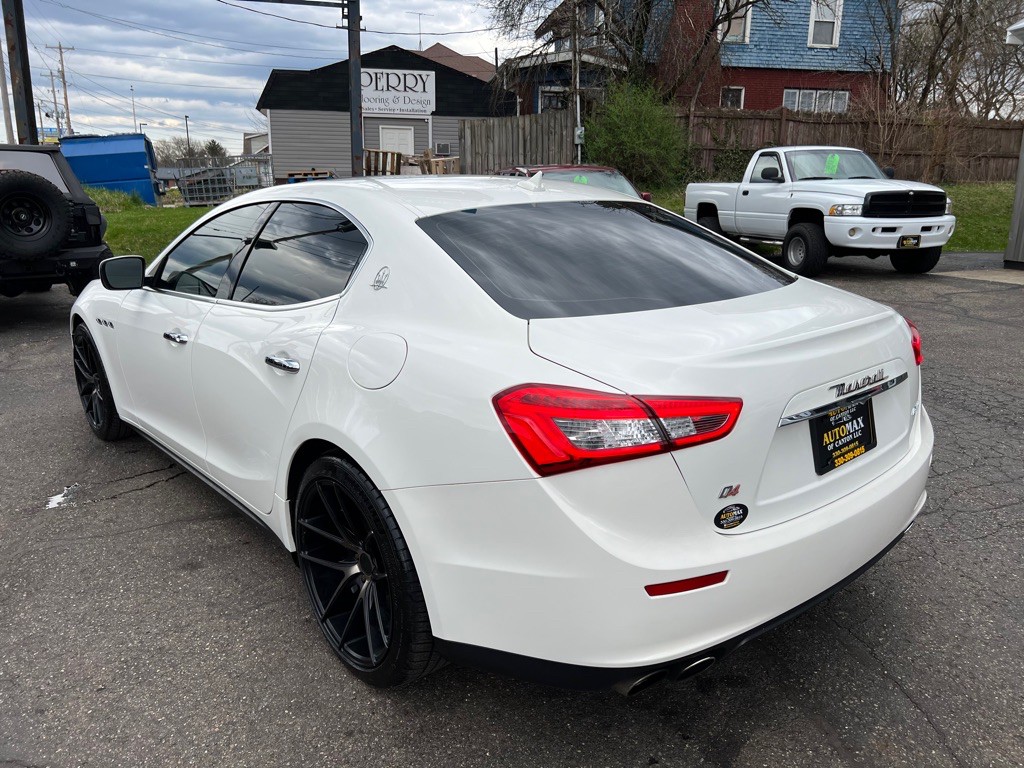 2015 Maserati Ghibli Image 4