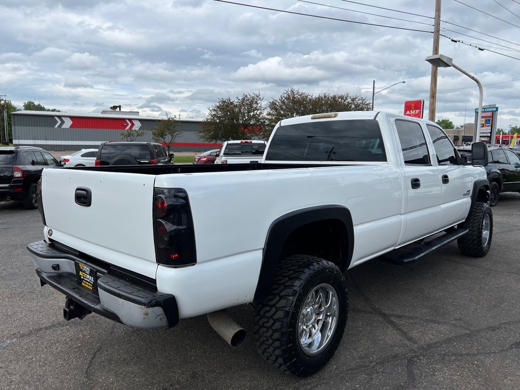 2007 Chevrolet Silverado 1500 Image 3