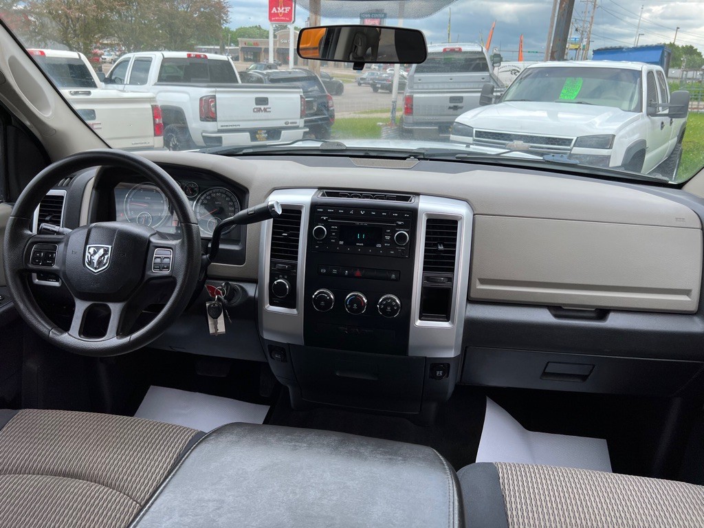 2012 RAM 2500 Image 9