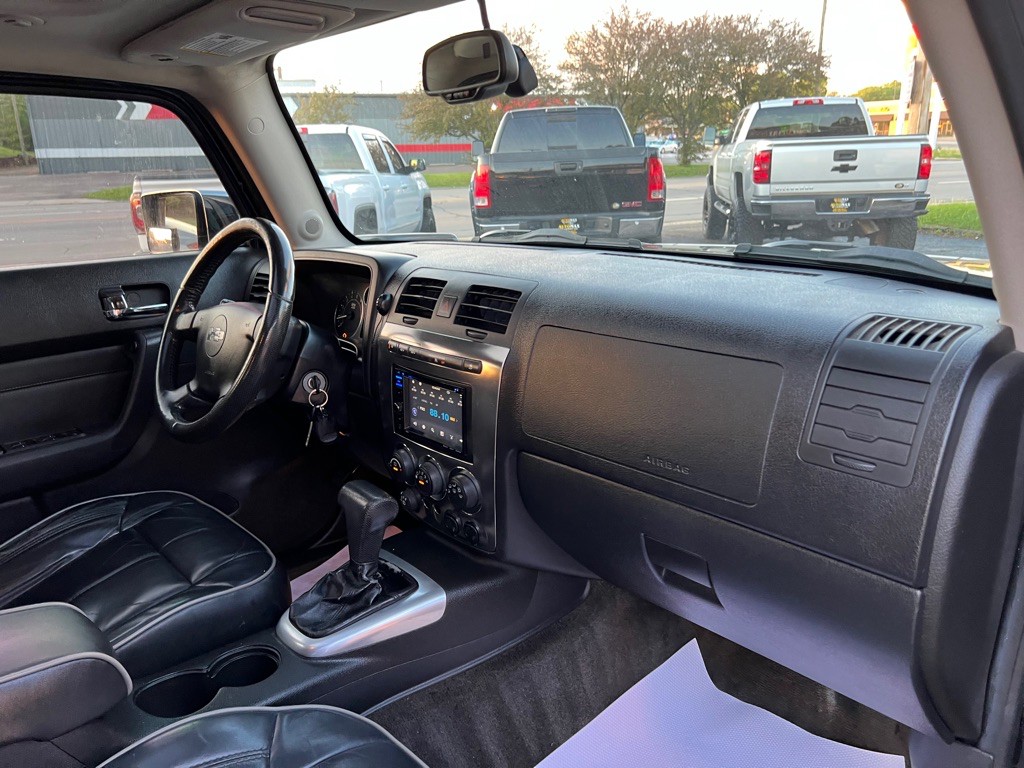 2006 HUMMER H3 Image 13
