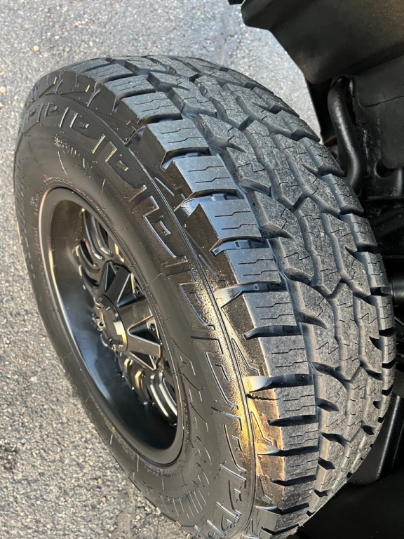 2006 HUMMER H3 Image 17