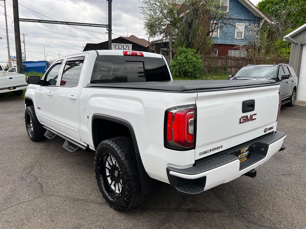 2018 GMC Sierra 1500 Image 2