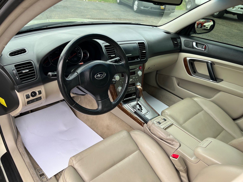 2007 Subaru Outback Image 12