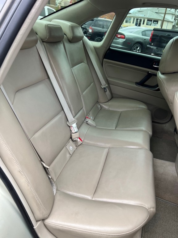 2007 Subaru Outback Image 13