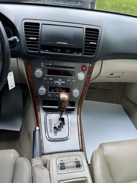 2007 Subaru Outback Image 15