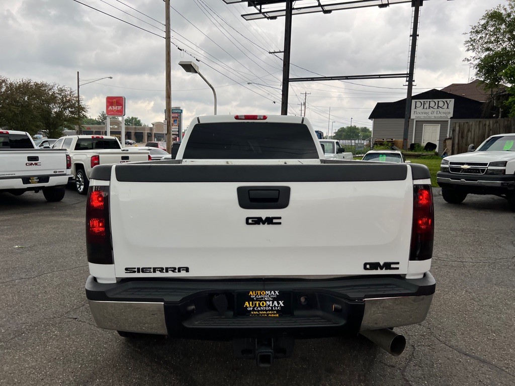 2013 GMC Sierra 2500 Image 8