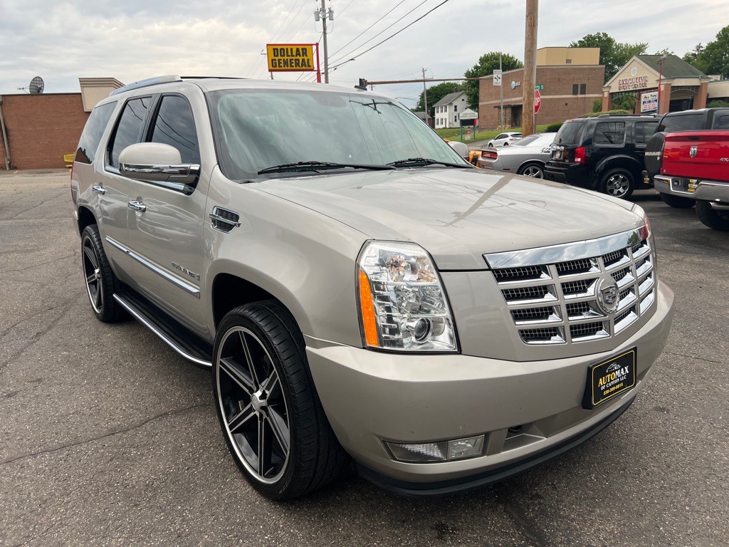 2009 Cadillac Escalade Image 3