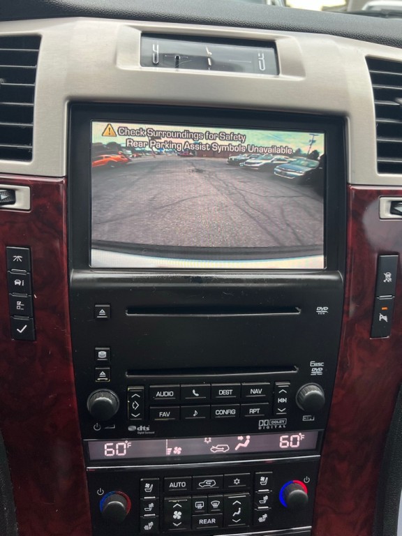 2009 Cadillac Escalade Image 19