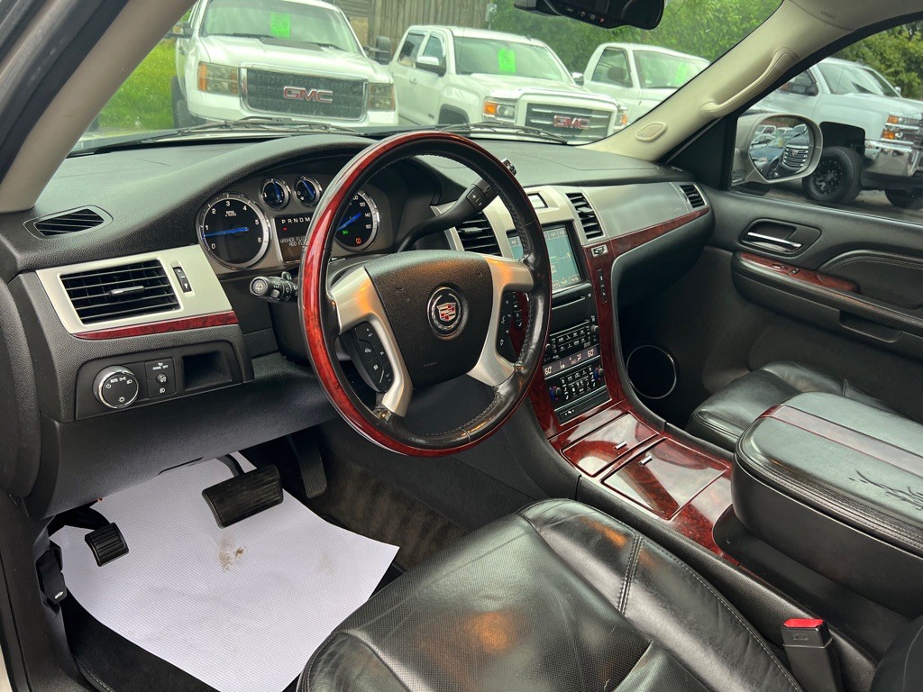 2009 Cadillac Escalade Image 20