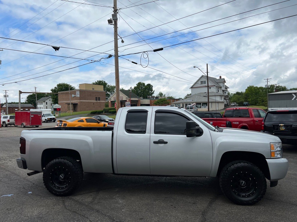 2010 Chevrolet Silverado 1500 Image 4