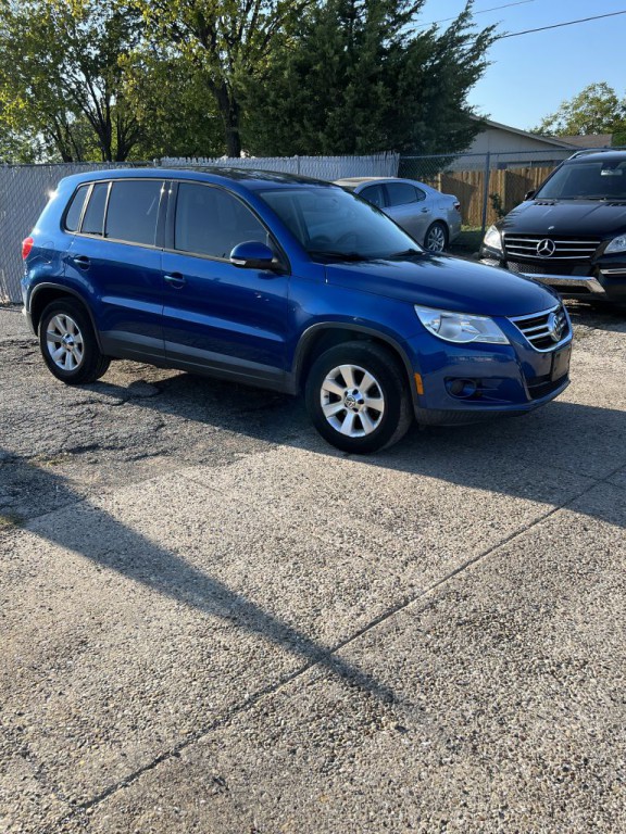 2009 Volkswagen Tiguan Image 2