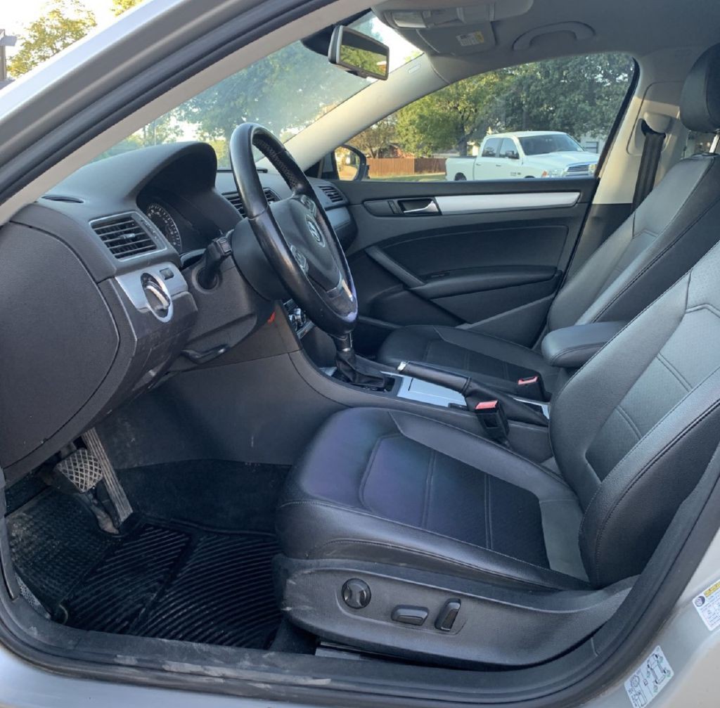 2012 Volkswagen Passat Image 6