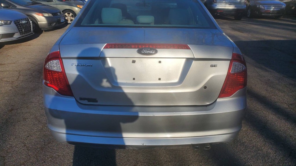 2011 Ford Fusion Image 6