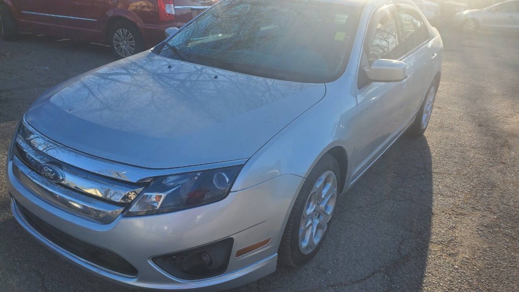 2011 Ford Fusion Image 10