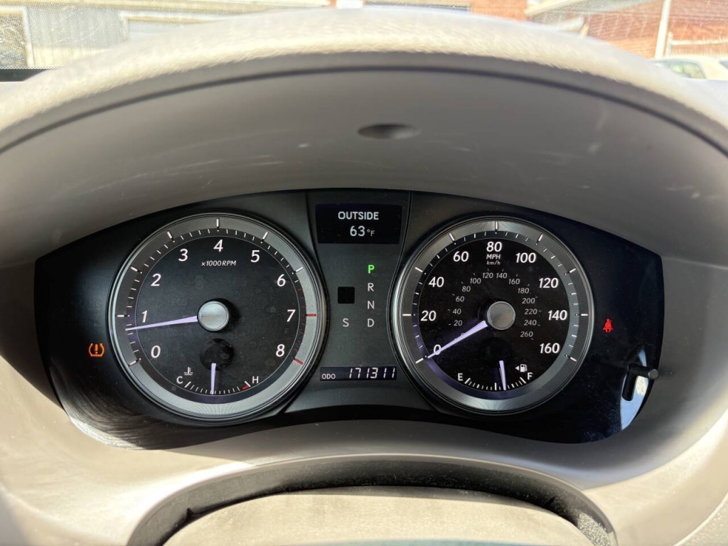 2011 Lexus ES 350 Image 11