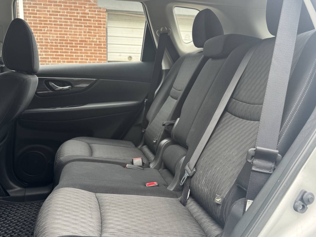 2017 Nissan Rogue Image 14