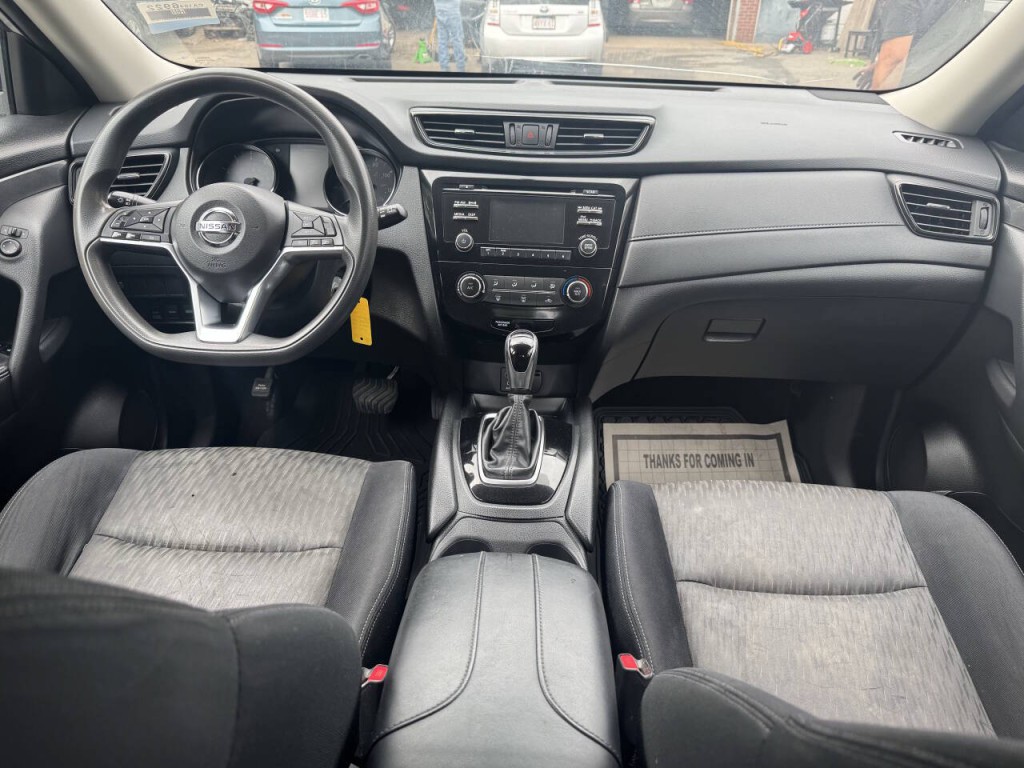 2017 Nissan Rogue Image 15