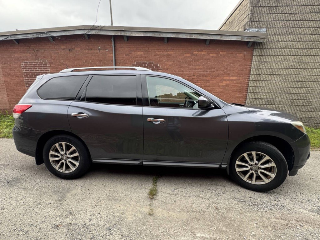 2013 Nissan Pathfinder Image 3