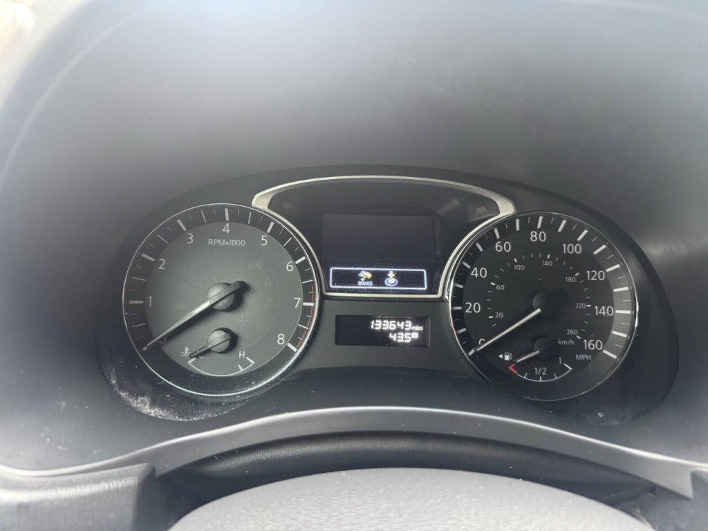 2013 Nissan Pathfinder Image 16