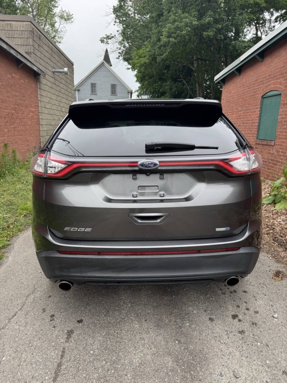 2017 Ford Edge Image 4