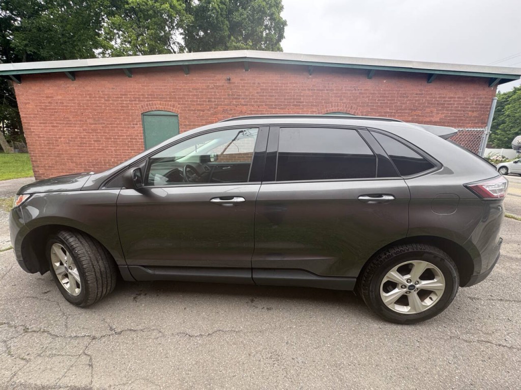 2017 Ford Edge Image 6