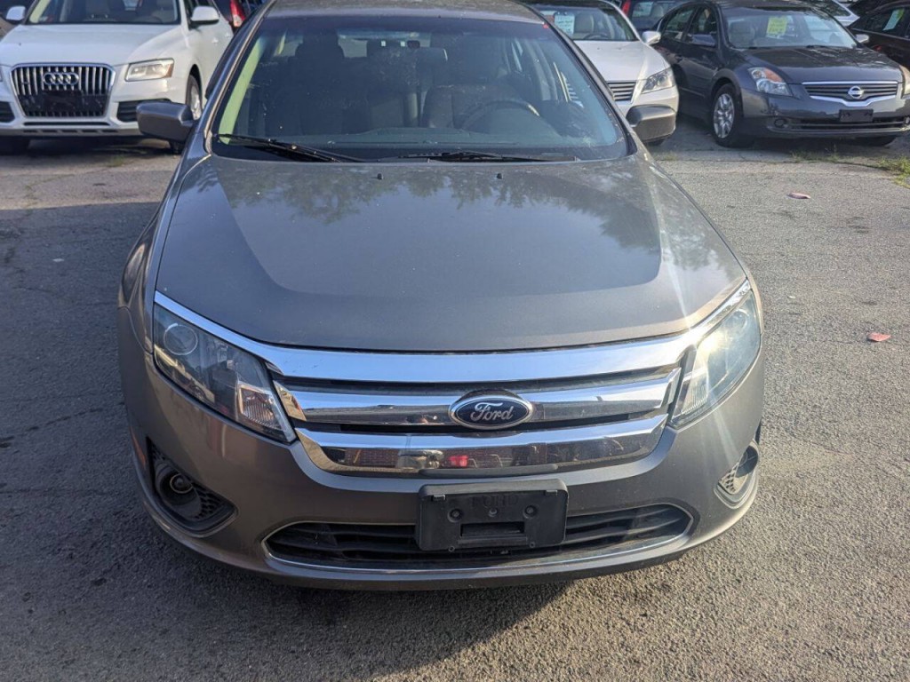 2012 Ford Fusion Image 2