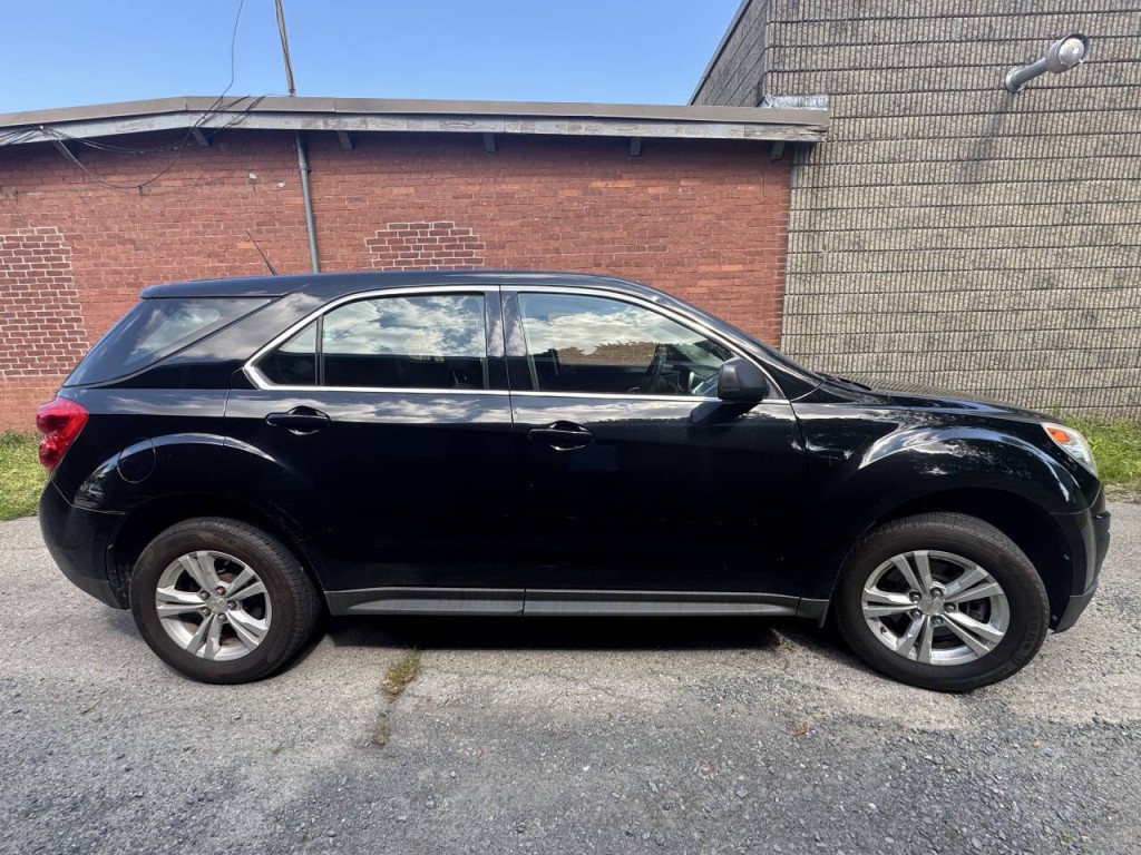 2012 Chevrolet Equinox Image 2