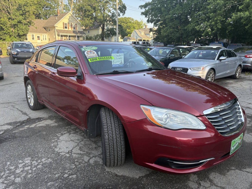 2011 Chrysler 200 Image 22