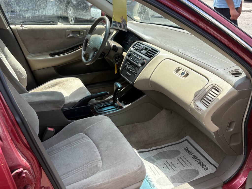 2000 Honda Accord Image 14