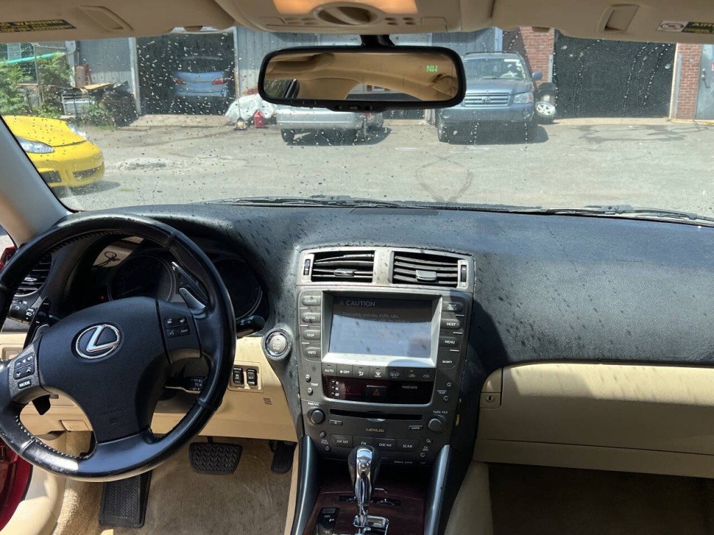2007 Lexus IS 250 Image 16