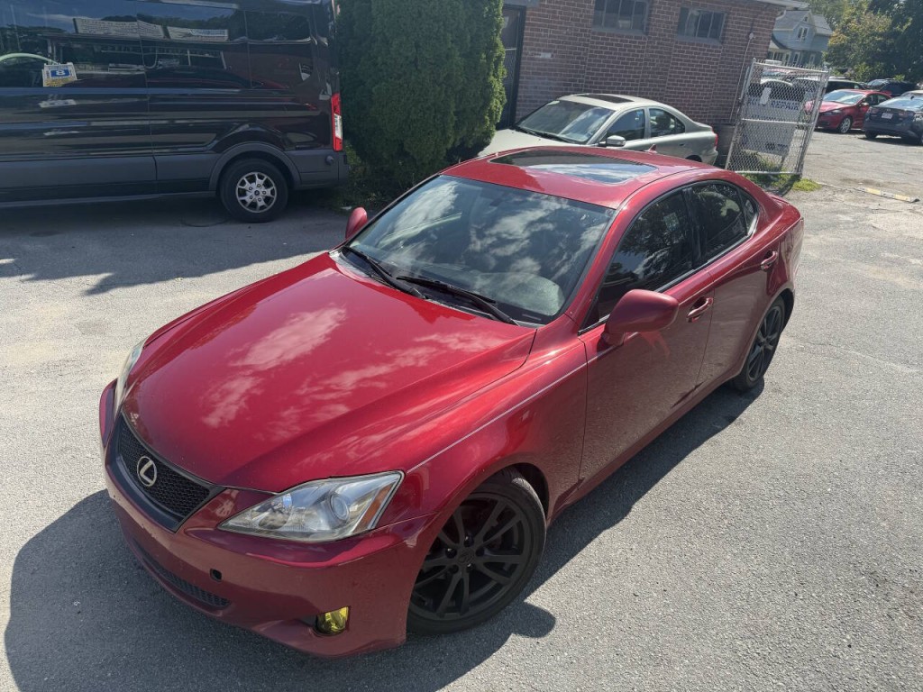 2007 Lexus IS 250 Image 17